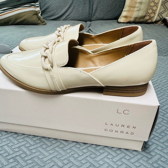 LC Lauren Conrad Demii chain women's loafers - Picture 9 of 12